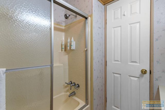 495 W Clam Circle, Port Isabel, TX 78578