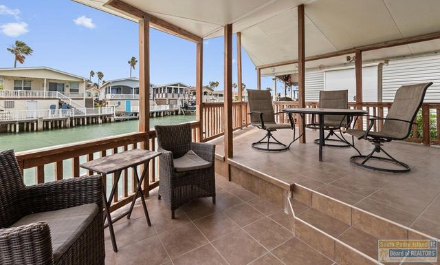 495 W Clam Circle, Port Isabel, TX 78578