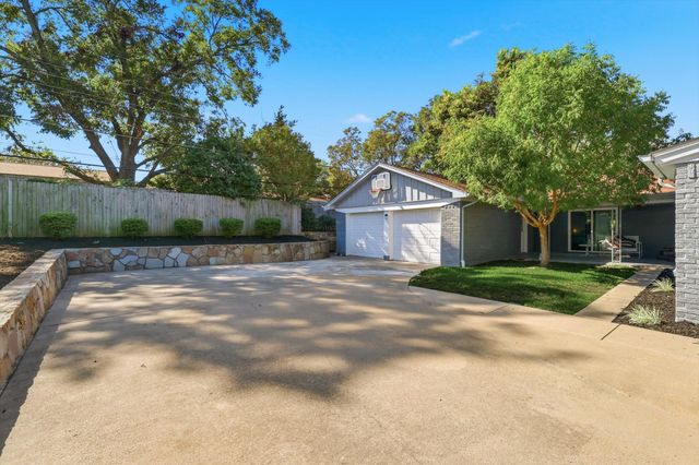 3809 Wharton Drive, Fort Worth, TX 76133