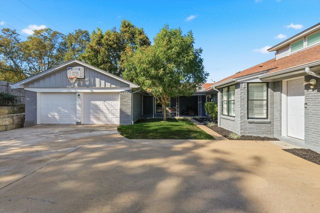 3809 Wharton Drive, Fort Worth, TX 76133