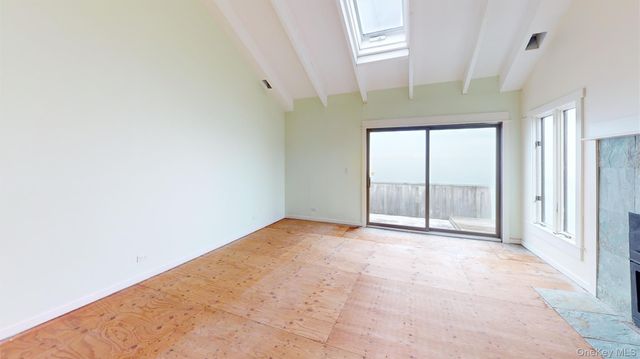 69 Seacliff Avenue, Miller Place, NY 11764