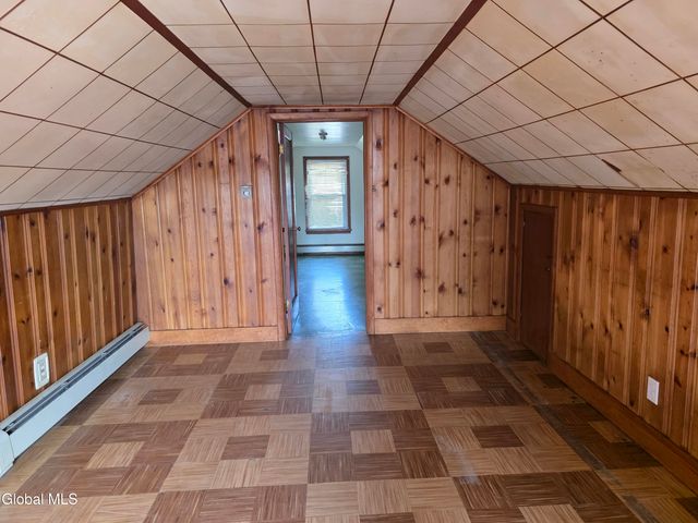 1735 Suffolk Avenue, Rotterdam, NY 12303