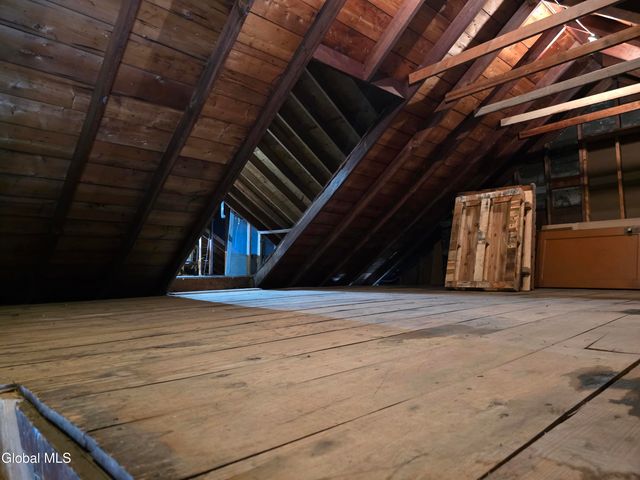 1735 Suffolk Avenue, Rotterdam, NY 12303
