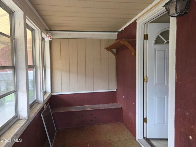 1735 Suffolk Avenue, Rotterdam, NY 12303