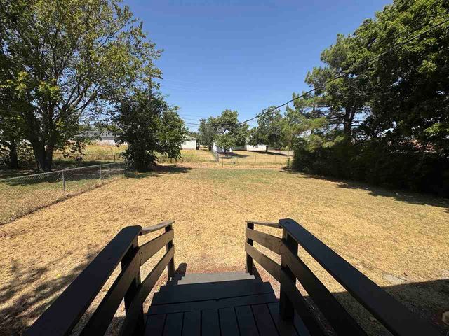 6435 NW Compass Dr, Lawton, OK 73505