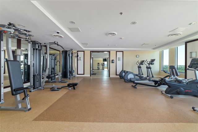 801 E Beach Drive TW1004, Galveston, TX 77550