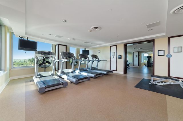 801 E Beach Drive TW1004, Galveston, TX 77550