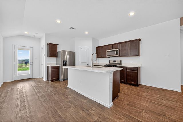 16600 Lonely Pines Drive, Conroe, TX 77302