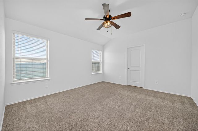 16600 Lonely Pines Drive, Conroe, TX 77302