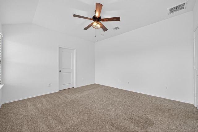 16600 Lonely Pines Drive, Conroe, TX 77302