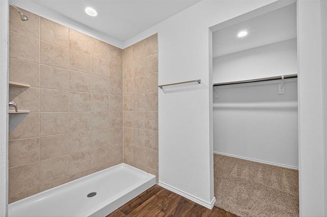 16600 Lonely Pines Drive, Conroe, TX 77302