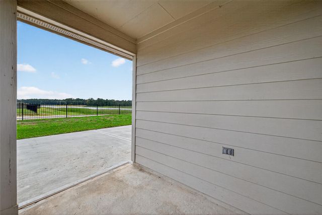 16600 Lonely Pines Drive, Conroe, TX 77302