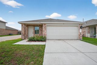 16600 Lonely Pines Drive, Conroe, TX 77302