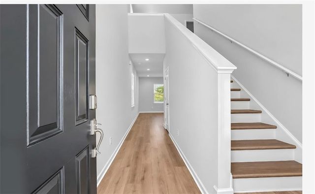 1872 Holmsey Circle SE, Conyers, GA 30094