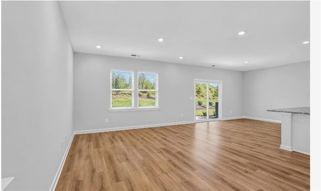 1872 Holmsey Circle SE, Conyers, GA 30094