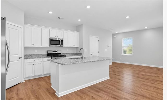 1872 Holmsey Circle SE, Conyers, GA 30094