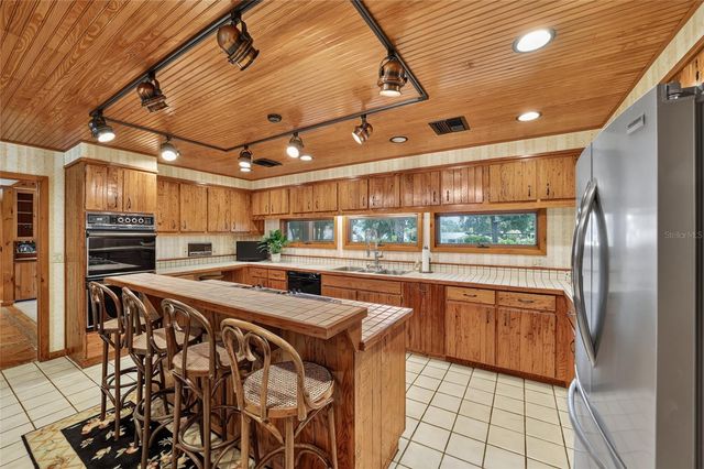 2411 SE 15TH STREET, Ocala, FL 34471