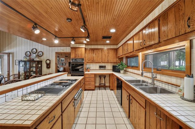 2411 SE 15TH STREET, Ocala, FL 34471