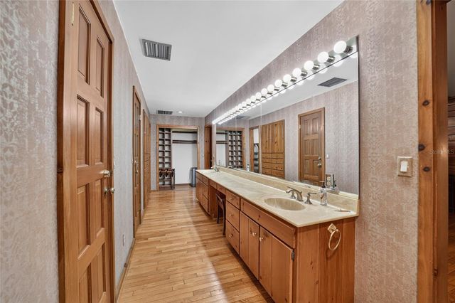 2411 SE 15TH STREET, Ocala, FL 34471