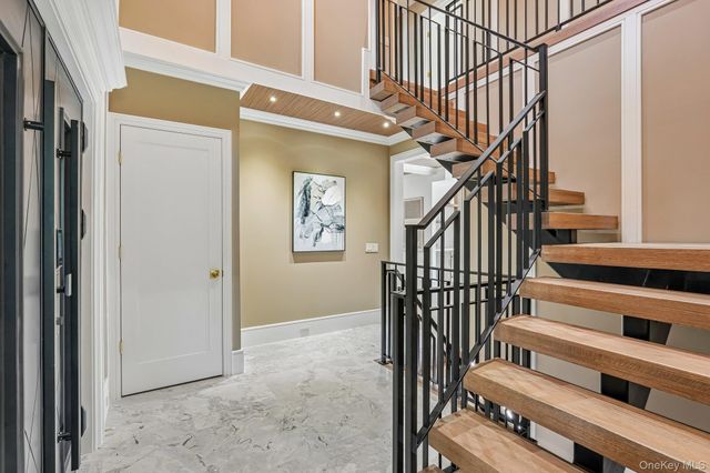 1707 Marie Lane, Mohegan Lake, NY 10547