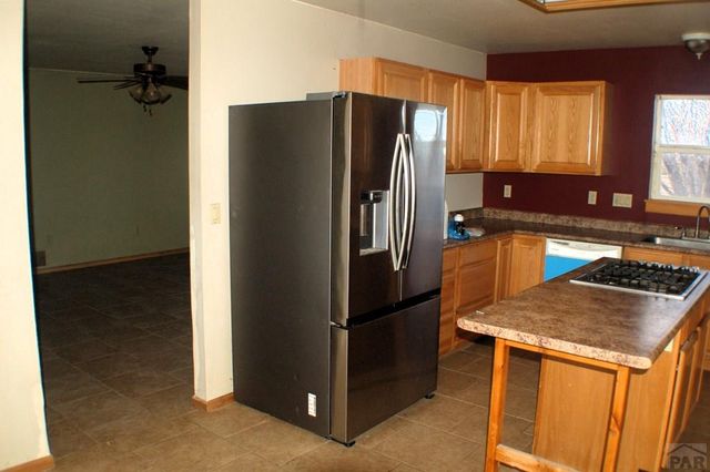 793 E Sandusky Dr, Pueblo West, CO 81007