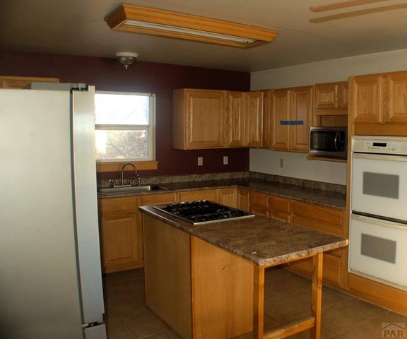 793 E Sandusky Dr, Pueblo West, CO 81007