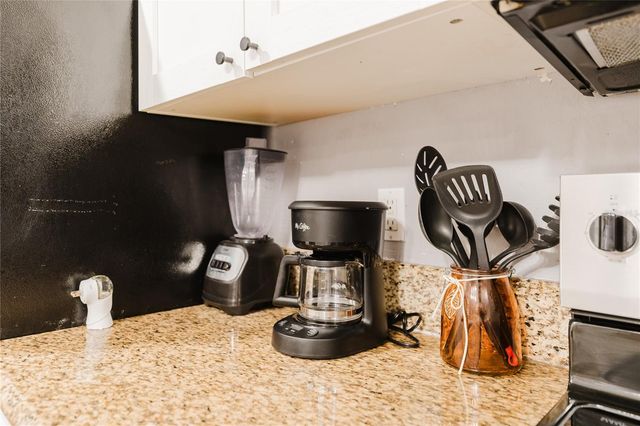 5120 CONROY RD 18, Orlando, FL 32811