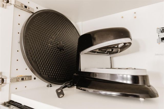 5120 CONROY RD 18, Orlando, FL 32811