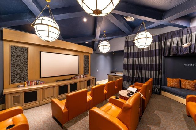 5120 CONROY RD 18, Orlando, FL 32811