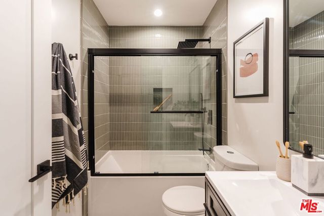 3014 S Norton Avenue, Los Angeles, CA 90018