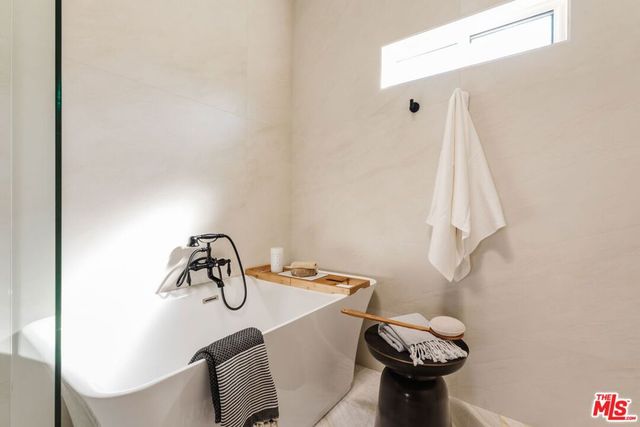 3014 S Norton Avenue, Los Angeles, CA 90018