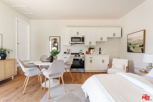 3014 S Norton Avenue, Los Angeles, CA 90018