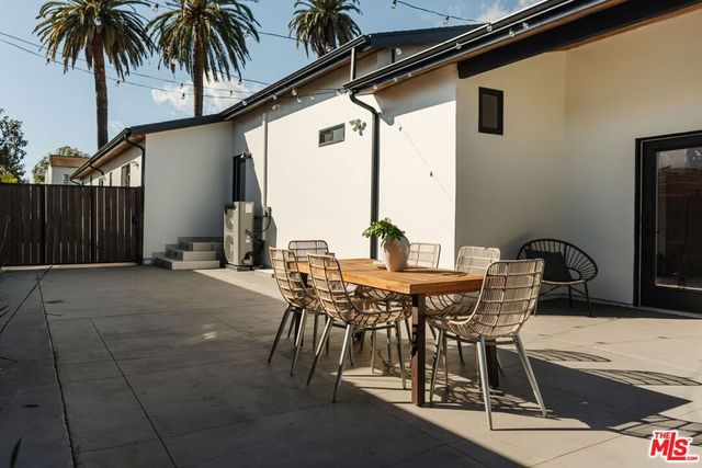 3014 S Norton Avenue, Los Angeles, CA 90018