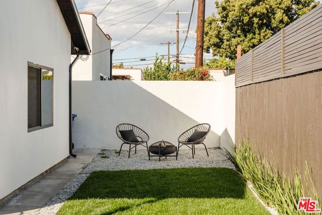 3014 S Norton Avenue, Los Angeles, CA 90018