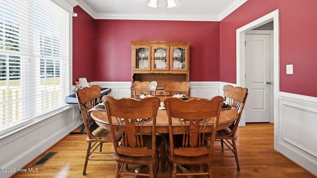 5142 Corey Road, Winterville, NC 28590