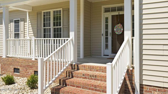 5142 Corey Road, Winterville, NC 28590