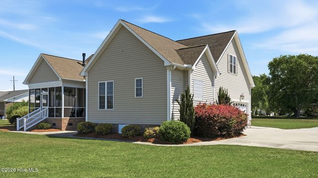 5142 Corey Road, Winterville, NC 28590