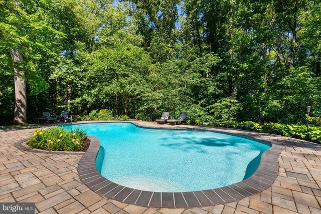 8201 RUNNING CREEK CT, Springfield, VA 22153
