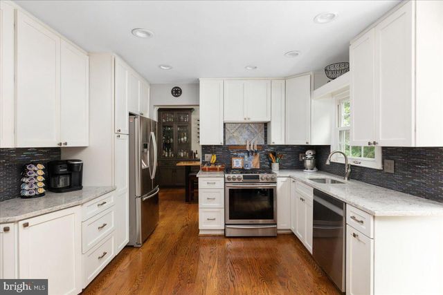 8201 RUNNING CREEK CT, Springfield, VA 22153