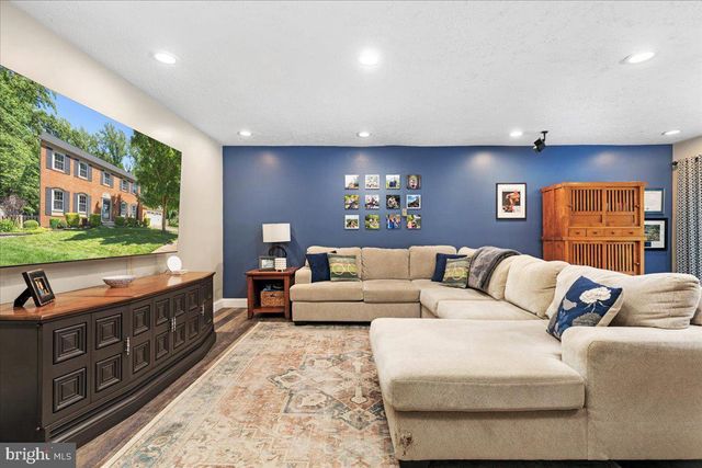 8201 RUNNING CREEK CT, Springfield, VA 22153