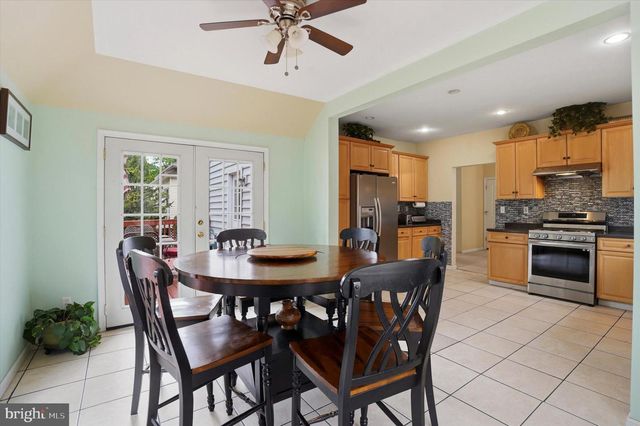 31 EVERGREEN AVE, Broomall, PA 19008
