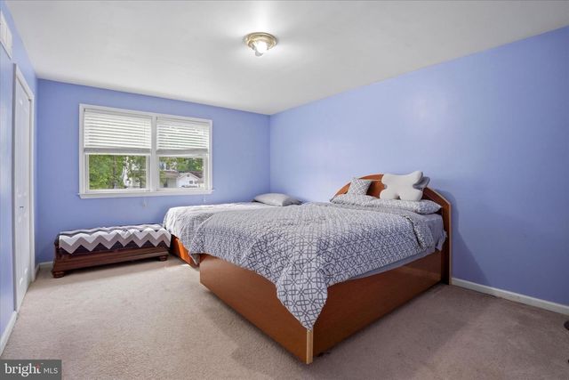 31 EVERGREEN AVE, Broomall, PA 19008