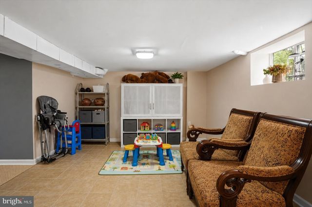 31 EVERGREEN AVE, Broomall, PA 19008