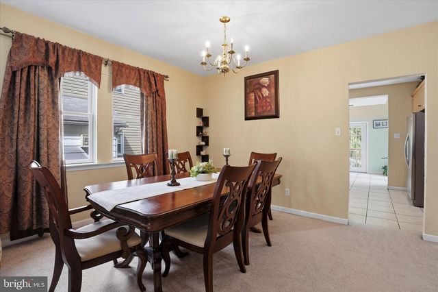 31 EVERGREEN AVE, Broomall, PA 19008