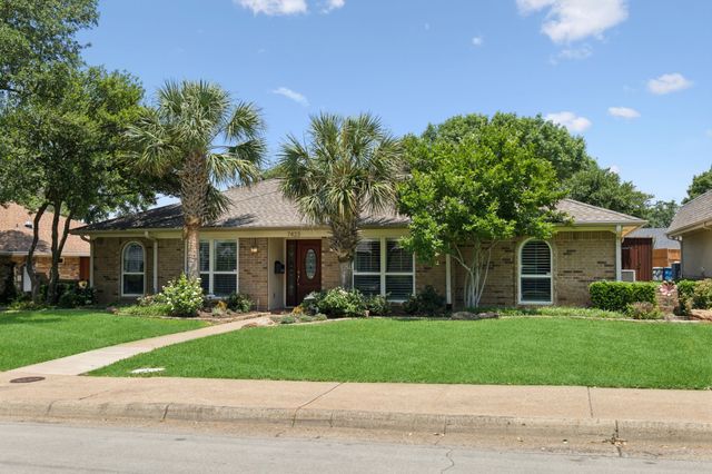 7423 Whispering Pines Drive, Dallas, TX 75248