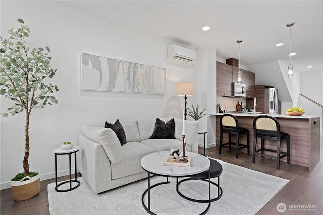 1120 24th Avenue S, Seattle, WA 98144