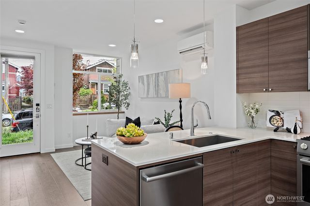 1120 24th Avenue S, Seattle, WA 98144