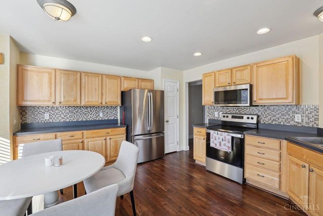 471 Lake Front Drive, Lebanon, OH 45036