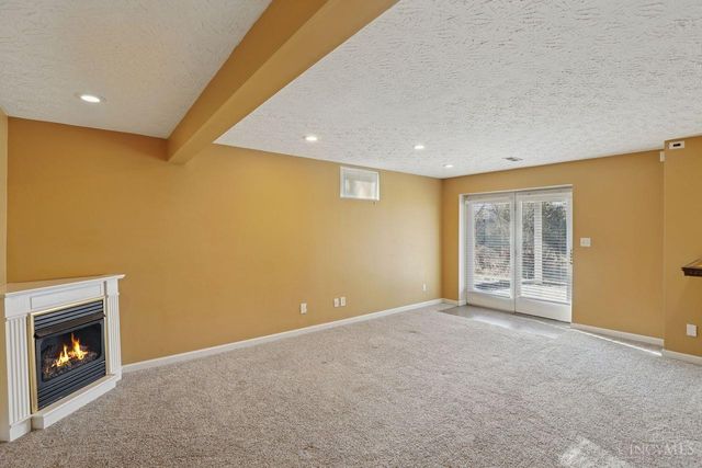 471 Lake Front Drive, Lebanon, OH 45036