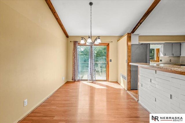 6712 S 73rd Avenue, Ralston, NE 68127